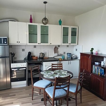 Welcome To Daisy Sunny Place! Apartment Varna ภายนอก รูปภาพ